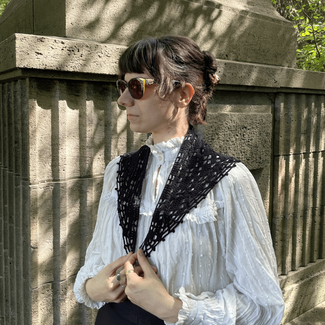 GERTRUD gothic wrap | spiderweb filet crochet 🕸️