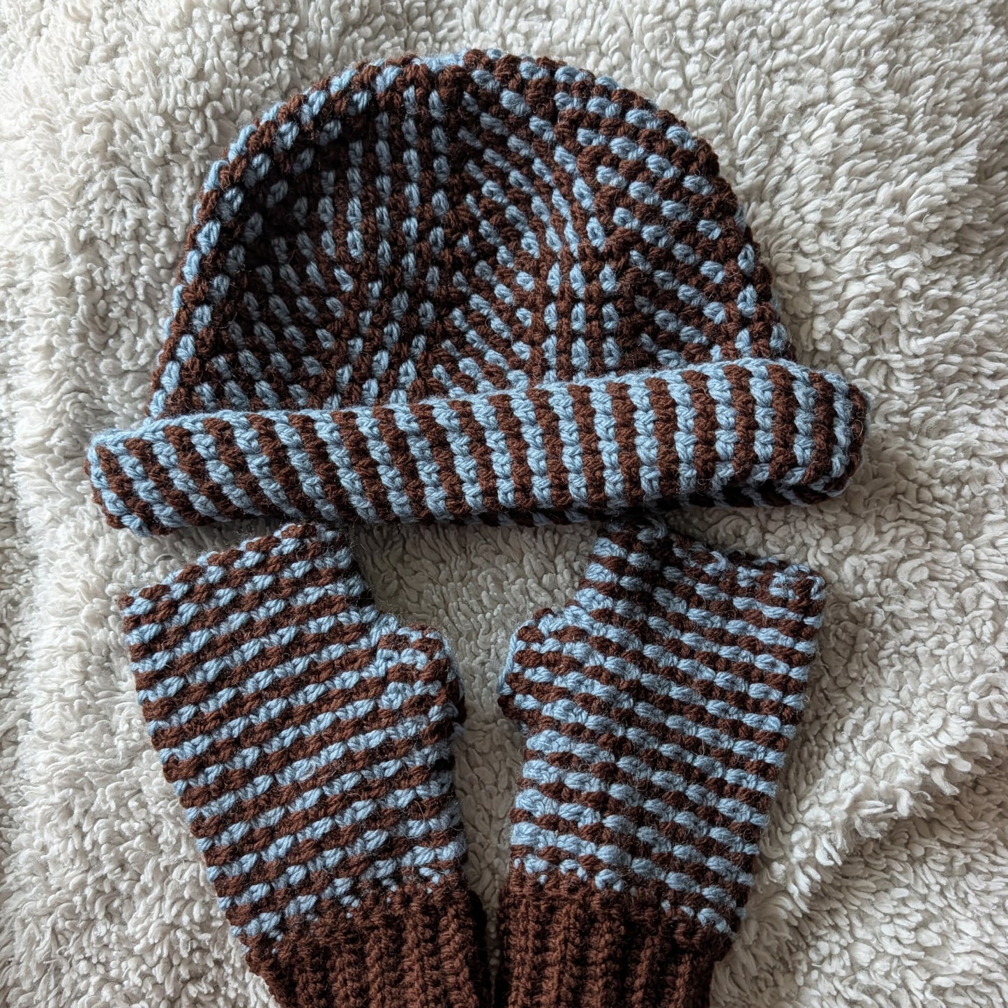 KREUZBERG beanie & fingerless mitts | crochet pattern | PDF